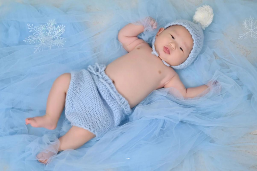 余姚宝宝吐奶黄色 余姚宝宝吐奶黄色