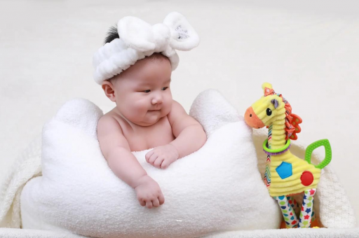 余姚宝宝几个月翻身